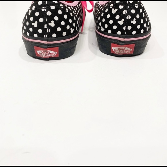 Rare Vans Custom Disney Sneakers-- Mickey Mouse - Picture 5 of 8